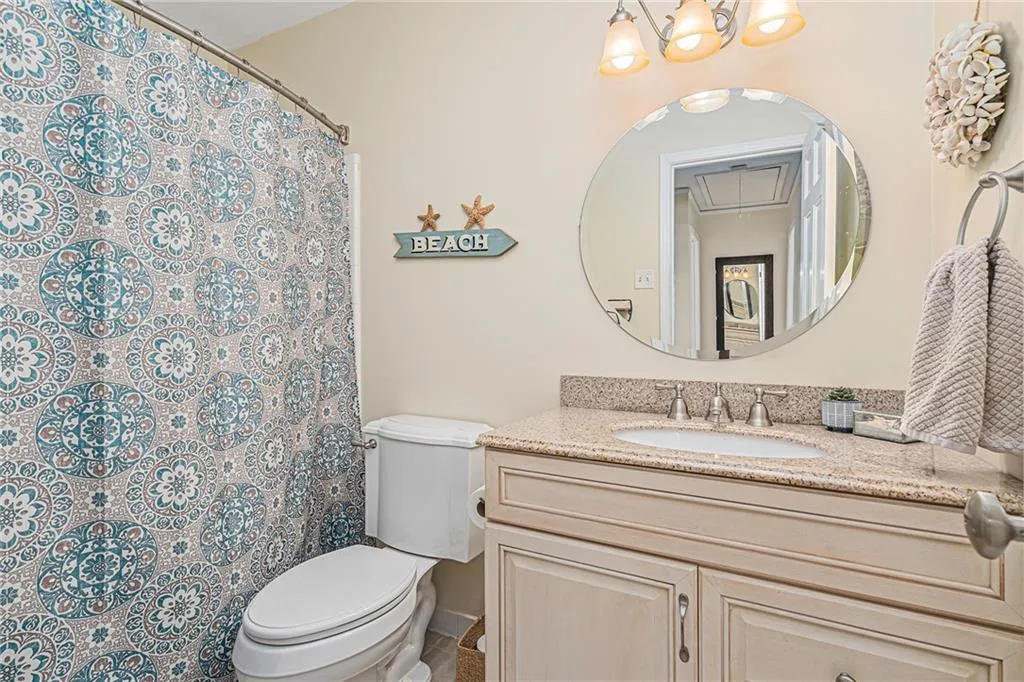 7199 Dunhill Terrace, Sandy Springs, Georgia 30328, 4 Bedrooms Bedrooms, ,3 BathroomsBathrooms,Residential,Sold,7199 Dunhill Terrace,7036983