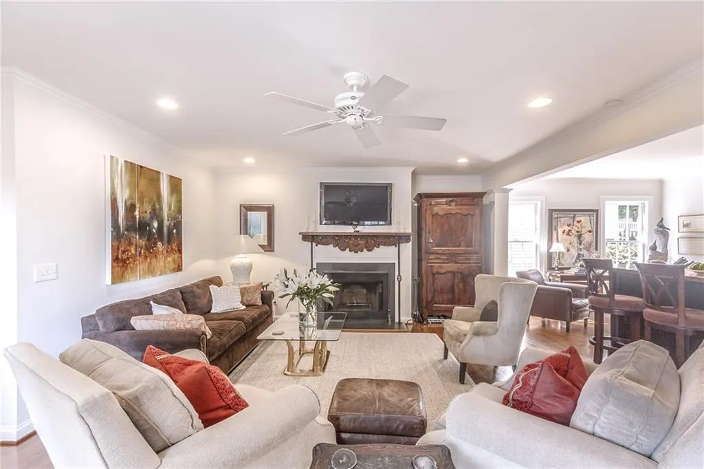 2075 Dellwood Drive Nw, Atlanta, Georgia 30309, 4 Bedrooms Bedrooms, ,3 BathroomsBathrooms,Residential,Sold,2075 Dellwood Drive Nw,5742384