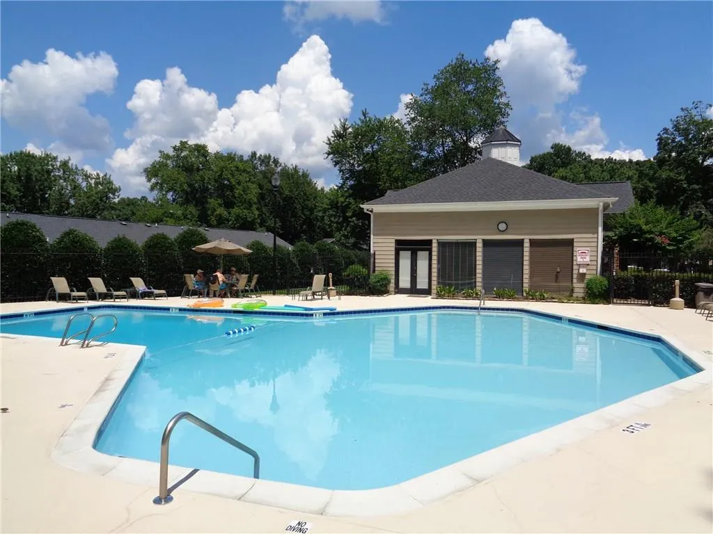1804 Brighton Point Unit 1804, Atlanta, Georgia 30328, 2 Bedrooms Bedrooms, ,2 BathroomsBathrooms,Residential,Sold,1804 Brighton Point Unit 1804,5881358