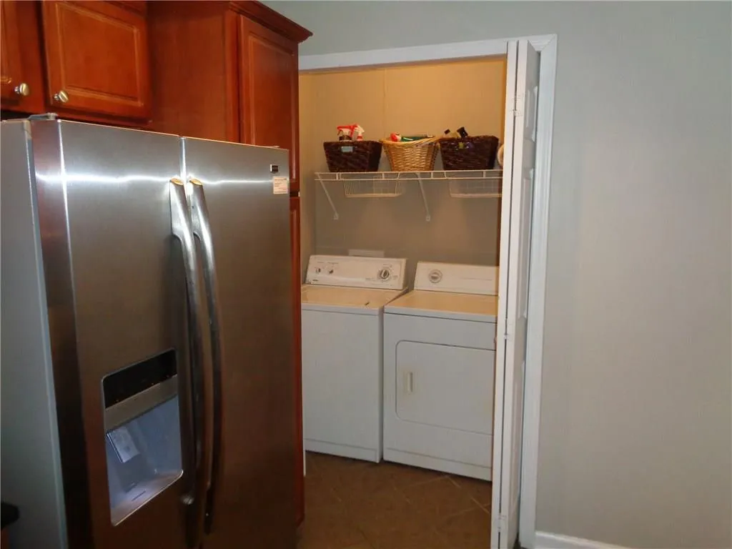 1804 Brighton Point Unit 1804, Atlanta, Georgia 30328, 2 Bedrooms Bedrooms, ,2 BathroomsBathrooms,Residential,Sold,1804 Brighton Point Unit 1804,5881358