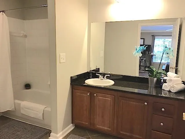 1804 Brighton Point Unit 1804, Atlanta, Georgia 30328, 2 Bedrooms Bedrooms, ,2 BathroomsBathrooms,Residential,Sold,1804 Brighton Point Unit 1804,5881358