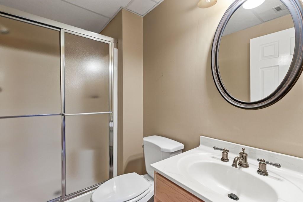 455 W Spalding Drive, Sandy Springs, Georgia 30328, 4 Bedrooms Bedrooms, ,3 BathroomsBathrooms,Residential,Sold,455 W Spalding Drive,7272349