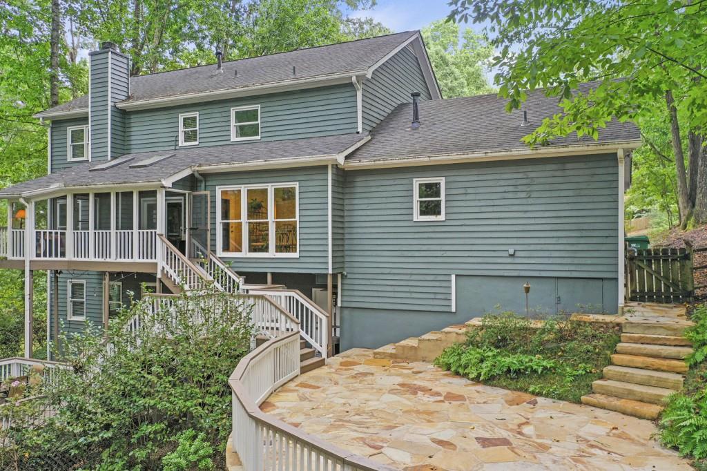 455 W Spalding Drive, Sandy Springs, Georgia 30328, 4 Bedrooms Bedrooms, ,3 BathroomsBathrooms,Residential,Sold,455 W Spalding Drive,7272349