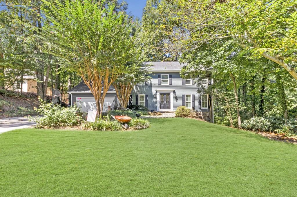 455 W Spalding Drive, Sandy Springs, Georgia 30328, 4 Bedrooms Bedrooms, ,3 BathroomsBathrooms,Residential,Sold,455 W Spalding Drive,7272349