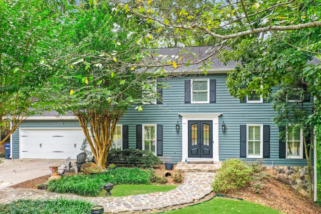 455 W Spalding Drive, Sandy Springs, Georgia 30328, 4 Bedrooms Bedrooms, ,3 BathroomsBathrooms,Residential,Sold,455 W Spalding Drive,7272349