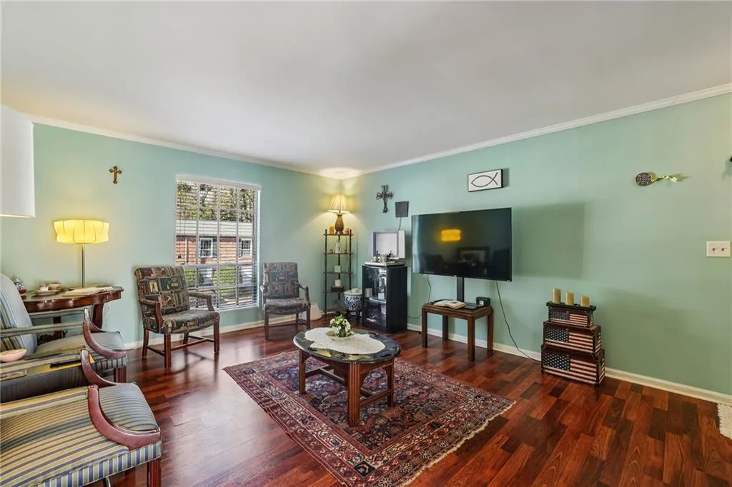 5544 Kingsport Drive Ne Unit 25, Atlanta, Georgia 30342, 3 Bedrooms Bedrooms, ,2 BathroomsBathrooms,Residential,For Sale,5544 Kingsport Drive Ne Unit 25,7714442
