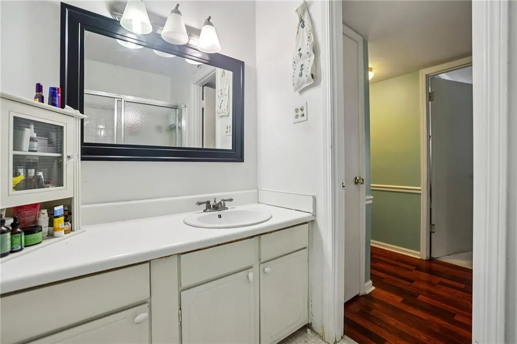 5544 Kingsport Drive Ne Unit 25, Atlanta, Georgia 30342, 3 Bedrooms Bedrooms, ,2 BathroomsBathrooms,Residential,For Sale,5544 Kingsport Drive Ne Unit 25,7714442