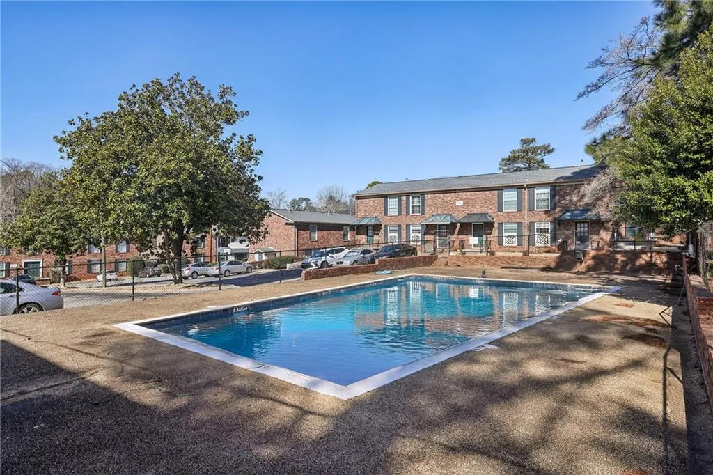 5544 Kingsport Drive Ne Unit 25, Atlanta, Georgia 30342, 3 Bedrooms Bedrooms, ,2 BathroomsBathrooms,Residential,For Sale,5544 Kingsport Drive Ne Unit 25,7714442