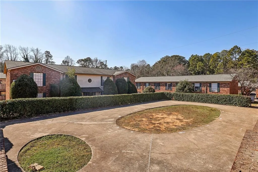 5544 Kingsport Drive Ne Unit 25, Atlanta, Georgia 30342, 3 Bedrooms Bedrooms, ,2 BathroomsBathrooms,Residential,For Sale,5544 Kingsport Drive Ne Unit 25,7714442