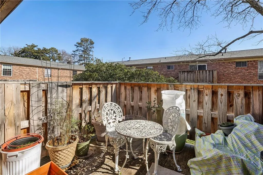 5544 Kingsport Drive Ne Unit 25, Atlanta, Georgia 30342, 3 Bedrooms Bedrooms, ,2 BathroomsBathrooms,Residential,For Sale,5544 Kingsport Drive Ne Unit 25,7714442