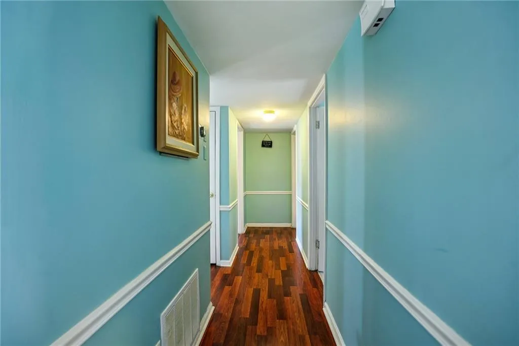5544 Kingsport Drive Ne Unit 25, Atlanta, Georgia 30342, 3 Bedrooms Bedrooms, ,2 BathroomsBathrooms,Residential,For Sale,5544 Kingsport Drive Ne Unit 25,7714442