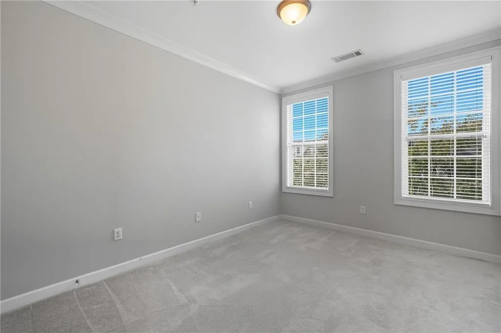 4950 Ivy Ridge Drive Se Unit 203, Atlanta, Georgia 30339, 2 Bedrooms Bedrooms, ,2 BathroomsBathrooms,Residential,For Sale,4950 Ivy Ridge Drive Se Unit 203,7647598