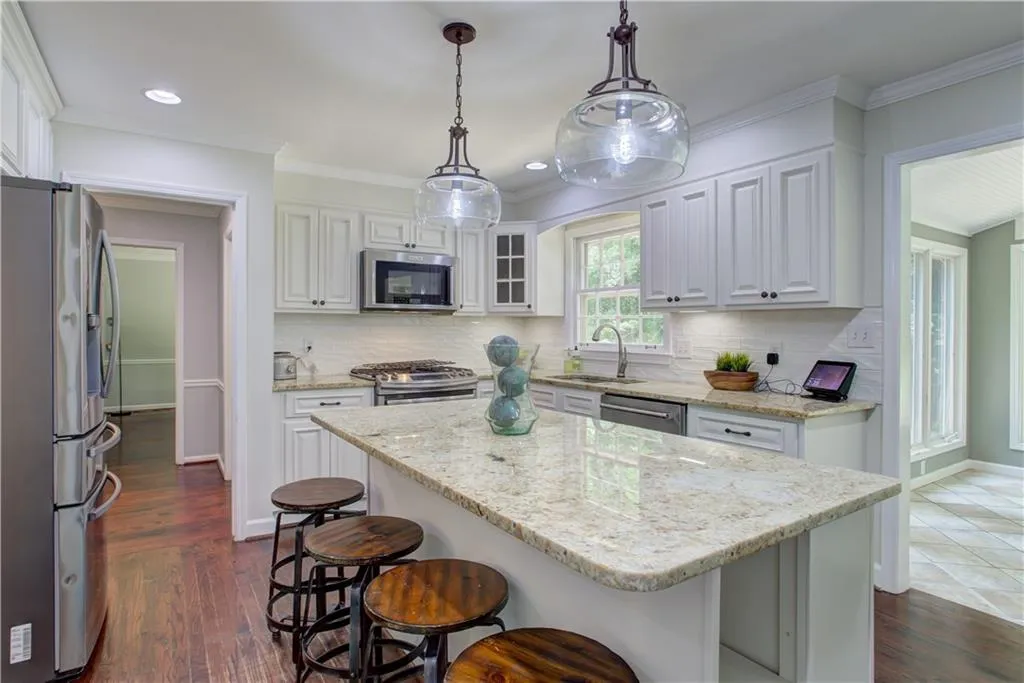 505 Clipper Trail, Sandy Springs, Georgia 30328, 4 Bedrooms Bedrooms, ,3 BathroomsBathrooms,Residential,Sold,505 Clipper Trail,7215339