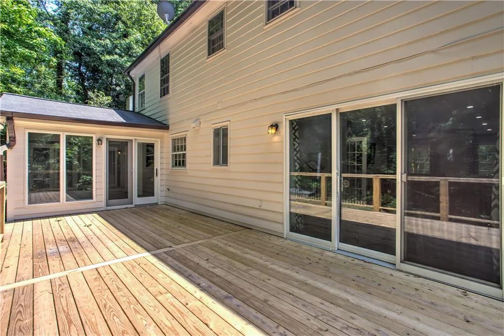 505 Clipper Trail, Sandy Springs, Georgia 30328, 4 Bedrooms Bedrooms, ,3 BathroomsBathrooms,Residential,Sold,505 Clipper Trail,7215339