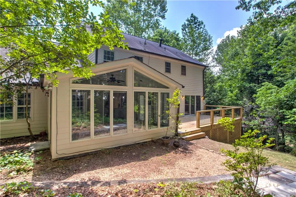 505 Clipper Trail, Sandy Springs, Georgia 30328, 4 Bedrooms Bedrooms, ,3 BathroomsBathrooms,Residential,Sold,505 Clipper Trail,7215339