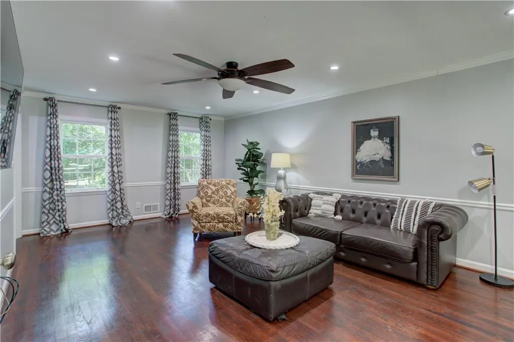 505 Clipper Trail, Sandy Springs, Georgia 30328, 4 Bedrooms Bedrooms, ,3 BathroomsBathrooms,Residential,Sold,505 Clipper Trail,7215339