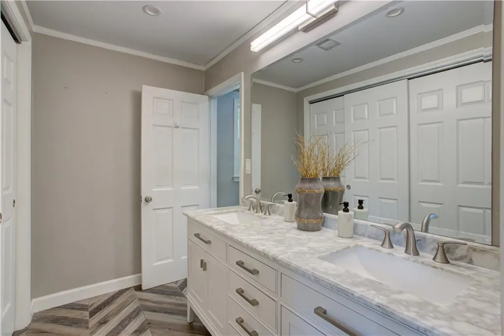 505 Clipper Trail, Sandy Springs, Georgia 30328, 4 Bedrooms Bedrooms, ,3 BathroomsBathrooms,Residential,Sold,505 Clipper Trail,7215339