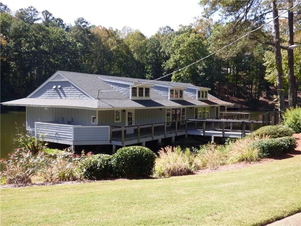 505 Clipper Trail, Sandy Springs, Georgia 30328, 4 Bedrooms Bedrooms, ,3 BathroomsBathrooms,Residential,Sold,505 Clipper Trail,7215339