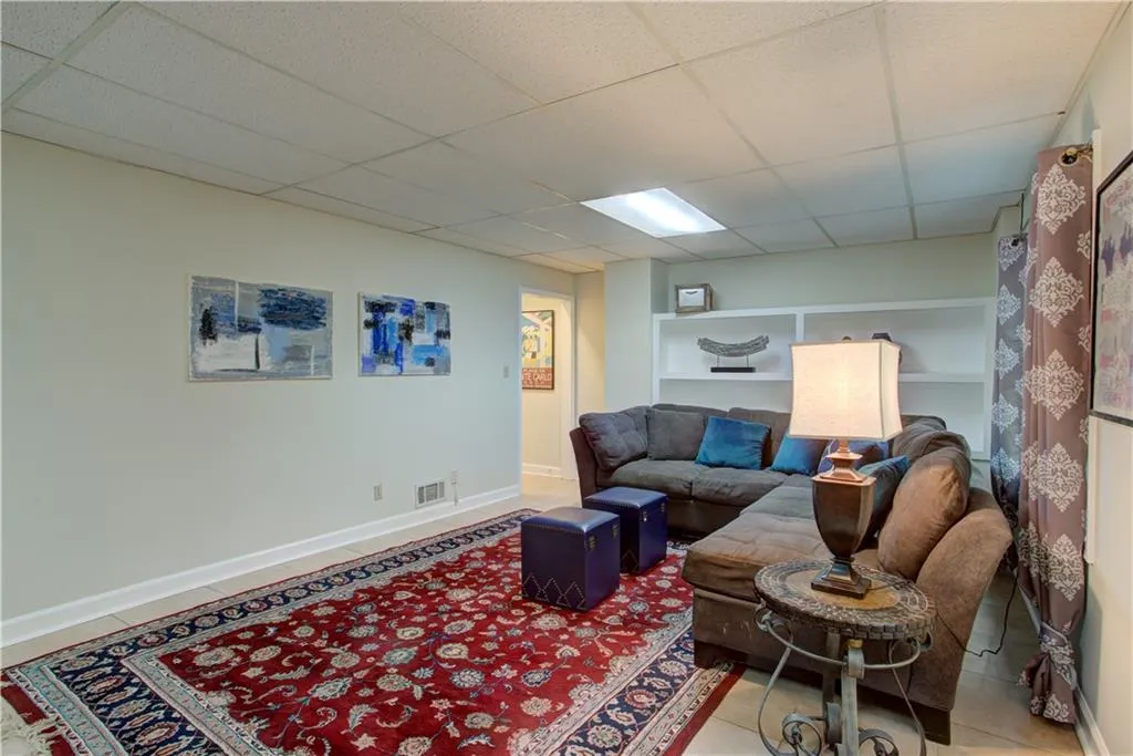 505 Clipper Trail, Sandy Springs, Georgia 30328, 4 Bedrooms Bedrooms, ,3 BathroomsBathrooms,Residential,Sold,505 Clipper Trail,7215339