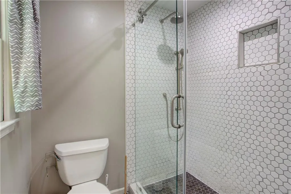 505 Clipper Trail, Sandy Springs, Georgia 30328, 4 Bedrooms Bedrooms, ,3 BathroomsBathrooms,Residential,Sold,505 Clipper Trail,7215339