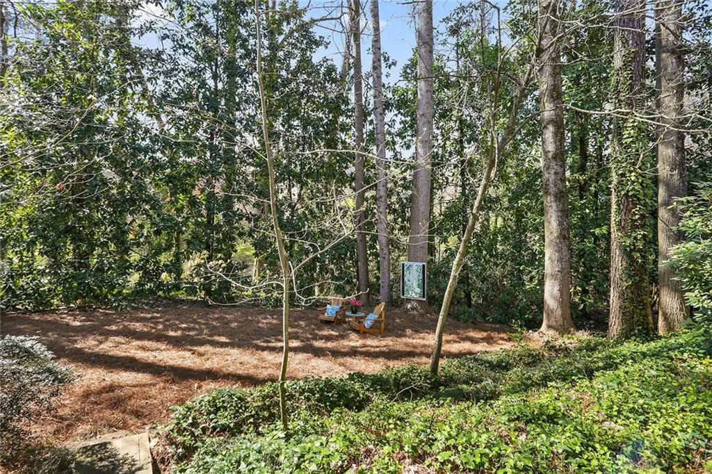 7280 Hunters Branch Drive, Sandy Springs, Georgia 30328, 4 Bedrooms Bedrooms, ,3 BathroomsBathrooms,Residential,Sold,7280 Hunters Branch Drive,6524002
