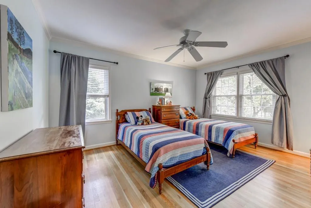 375 Forest Hills Drive, Atlanta, Georgia 30342, 3 Bedrooms Bedrooms, ,2 BathroomsBathrooms,Residential,Sold,375 Forest Hills Drive,6029662