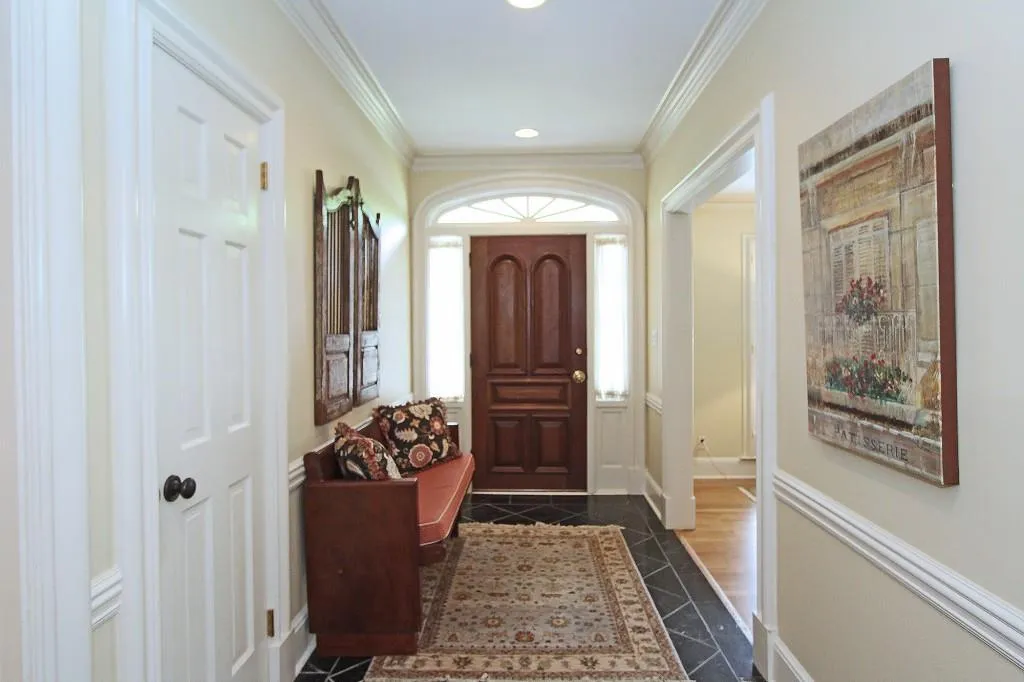 6250 River Shore Parkway, Sandy Springs, Georgia 30328, 4 Bedrooms Bedrooms, ,3 BathroomsBathrooms,Residential,Sold,6250 River Shore Parkway,5690313