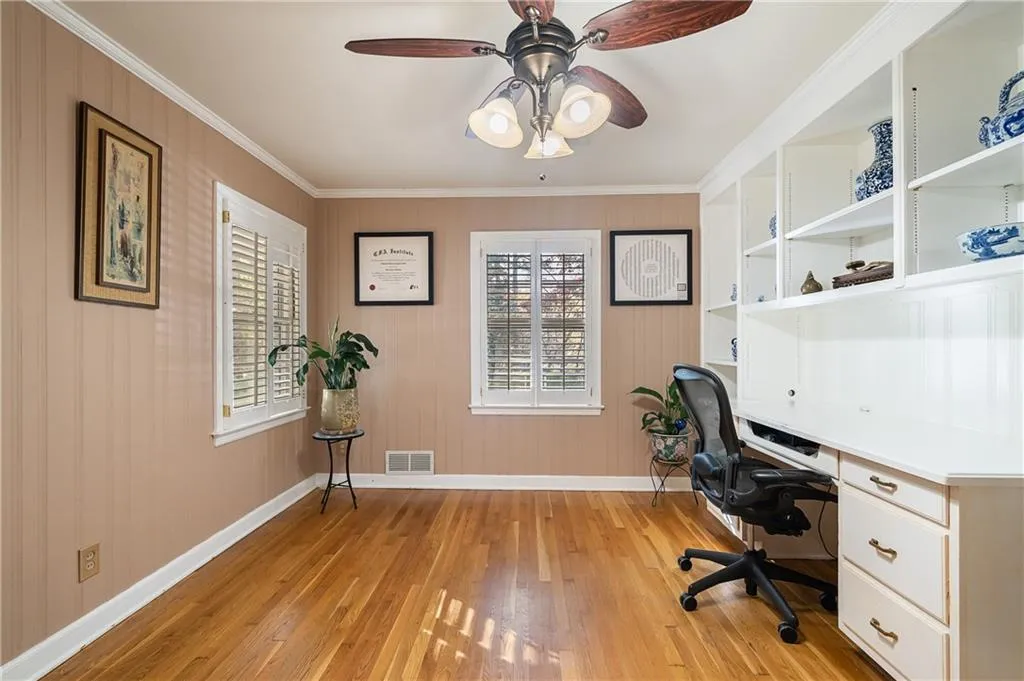 4645 Lake Forrest Drive, Sandy Springs, Georgia 30342, 3 Bedrooms Bedrooms, ,3 BathroomsBathrooms,Residential,Sold,4645 Lake Forrest Drive,6809961