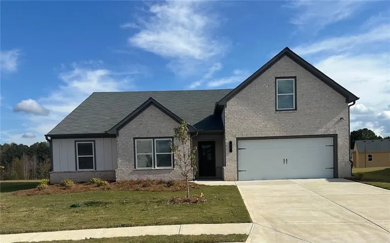 645 Rodeo Drive, Auburn, Georgia 30011