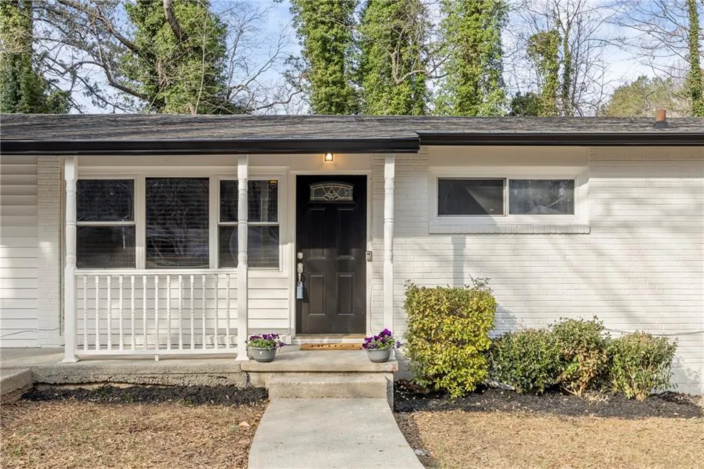 Welcome to 2529 Dale Creek Drive!