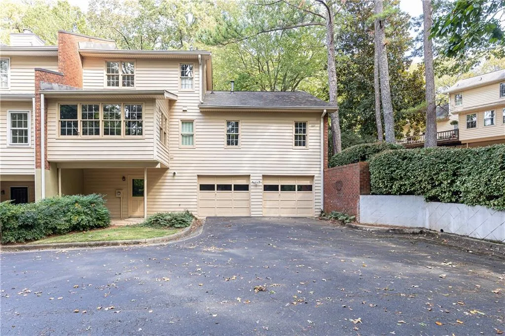 2226 Bohler Road Nw, Atlanta, Georgia 30327, 3 Bedrooms Bedrooms, ,2 BathroomsBathrooms,Residential,For Sale,2226 Bohler Road Nw,7669169