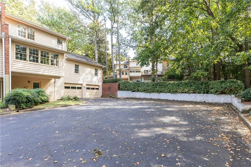 2226 Bohler Road Nw, Atlanta, Georgia 30327, 3 Bedrooms Bedrooms, ,2 BathroomsBathrooms,Residential,For Sale,2226 Bohler Road Nw,7669169