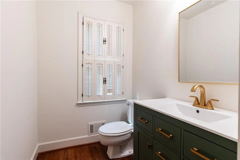 2226 Bohler Road Nw, Atlanta, Georgia 30327, 3 Bedrooms Bedrooms, ,2 BathroomsBathrooms,Residential,For Sale,2226 Bohler Road Nw,7669169