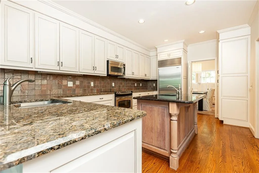 2226 Bohler Road Nw, Atlanta, Georgia 30327, 3 Bedrooms Bedrooms, ,2 BathroomsBathrooms,Residential,For Sale,2226 Bohler Road Nw,7669169