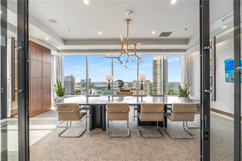 3630 Peachtree Road Ne Unit 2404, Atlanta, Georgia 30326, 2 Bedrooms Bedrooms, ,2 BathroomsBathrooms,Residential,For Sale,3630 Peachtree Road Ne Unit 2404,7665165