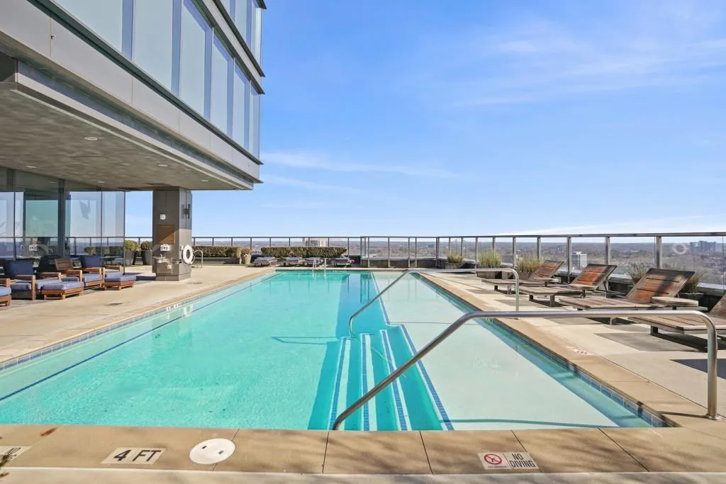 3630 Peachtree Road Ne Unit 2404, Atlanta, Georgia 30326, 2 Bedrooms Bedrooms, ,2 BathroomsBathrooms,Residential,For Sale,3630 Peachtree Road Ne Unit 2404,7665165