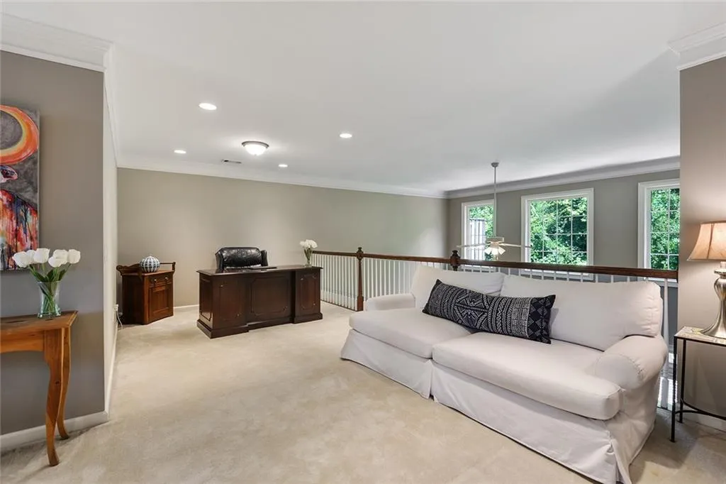 200 Mystic Court, Atlanta, Georgia 30342, 3 Bedrooms Bedrooms, ,3 BathroomsBathrooms,Residential,Sold,200 Mystic Court,6023952