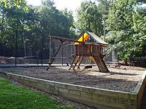 9400 Roberts Drive Unit 6r, Atlanta, Georgia 30350, 1 Bedroom Bedrooms, ,1 BathroomBathrooms,Residential,Sold,9400 Roberts Drive Unit 6r,5879415