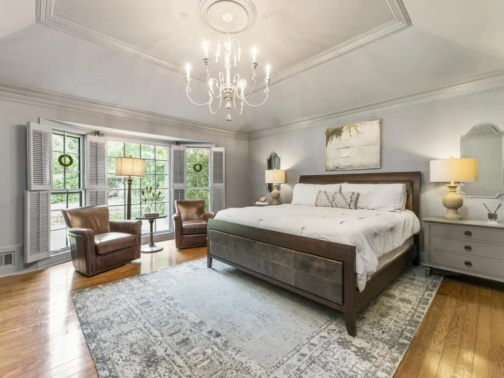 6300 Riverwood Drive, Sandy Springs, Georgia 30328, 5 Bedrooms Bedrooms, ,5 BathroomsBathrooms,Residential,Sold,6300 Riverwood Drive,6788238