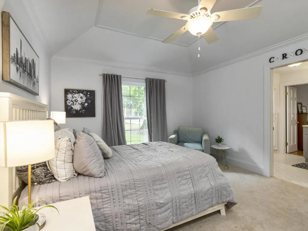 6300 Riverwood Drive, Sandy Springs, Georgia 30328, 5 Bedrooms Bedrooms, ,5 BathroomsBathrooms,Residential,Sold,6300 Riverwood Drive,6788238