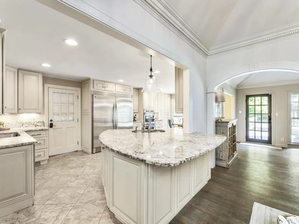 6300 Riverwood Drive, Sandy Springs, Georgia 30328, 5 Bedrooms Bedrooms, ,5 BathroomsBathrooms,Residential,Sold,6300 Riverwood Drive,6788238