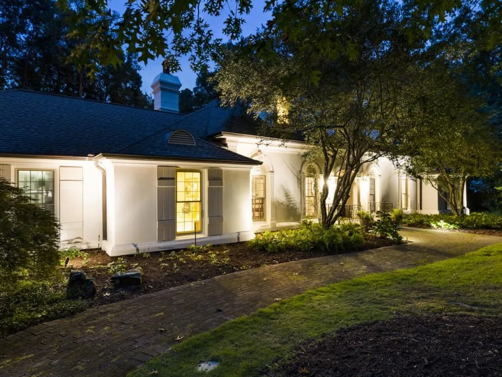 6300 Riverwood Drive, Sandy Springs, Georgia 30328, 5 Bedrooms Bedrooms, ,5 BathroomsBathrooms,Residential,Sold,6300 Riverwood Drive,6788238