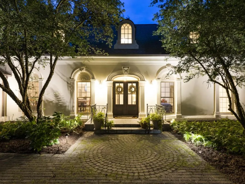 6300 Riverwood Drive, Sandy Springs, Georgia 30328, 5 Bedrooms Bedrooms, ,5 BathroomsBathrooms,Residential,Sold,6300 Riverwood Drive,6788238