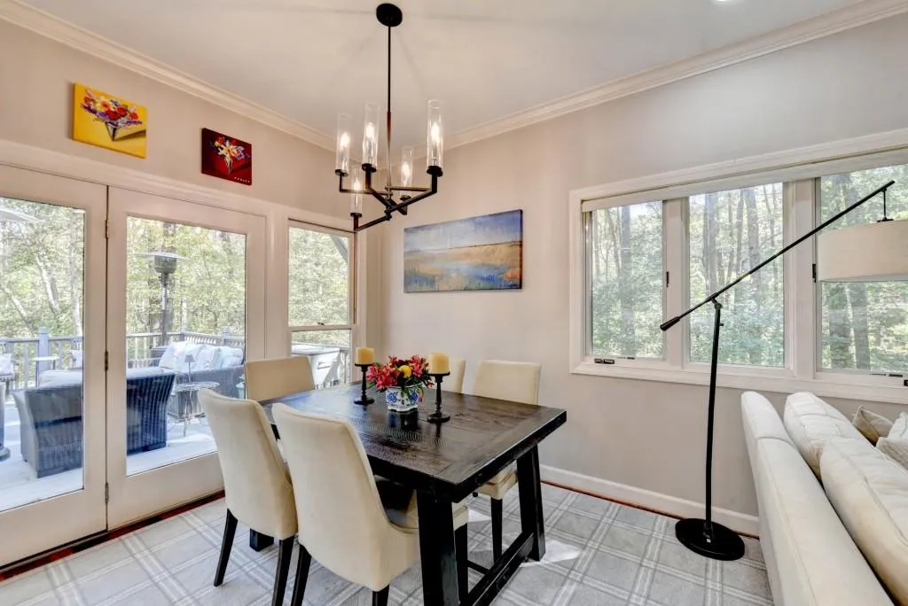 7265 Chattahoochee Bluff Drive, Sandy Springs, Georgia 30350, 4 Bedrooms Bedrooms, ,3 BathroomsBathrooms,Residential,Sold,7265 Chattahoochee Bluff Drive,7478222