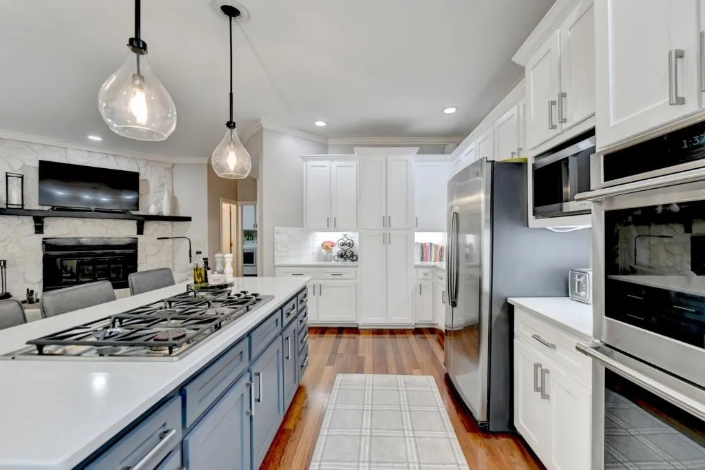7265 Chattahoochee Bluff Drive, Sandy Springs, Georgia 30350, 4 Bedrooms Bedrooms, ,3 BathroomsBathrooms,Residential,Sold,7265 Chattahoochee Bluff Drive,7478222