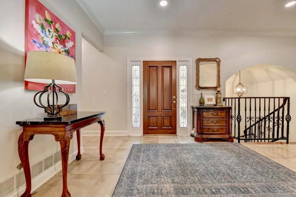 7265 Chattahoochee Bluff Drive, Sandy Springs, Georgia 30350, 4 Bedrooms Bedrooms, ,3 BathroomsBathrooms,Residential,Sold,7265 Chattahoochee Bluff Drive,7478222