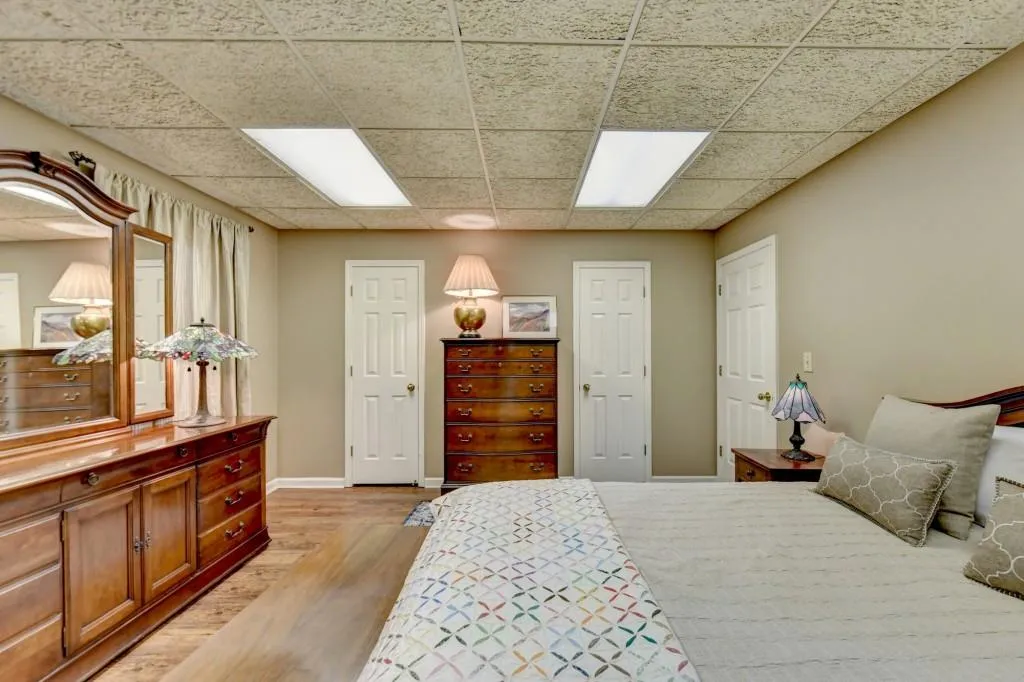 7265 Chattahoochee Bluff Drive, Sandy Springs, Georgia 30350, 4 Bedrooms Bedrooms, ,3 BathroomsBathrooms,Residential,Sold,7265 Chattahoochee Bluff Drive,7478222