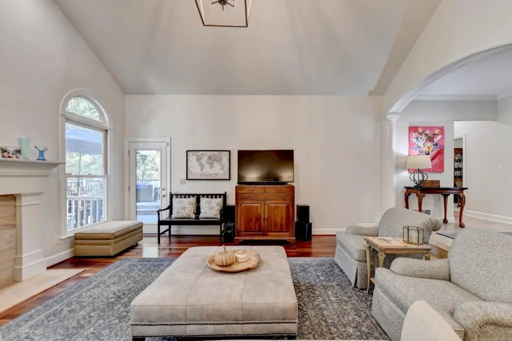 7265 Chattahoochee Bluff Drive, Sandy Springs, Georgia 30350, 4 Bedrooms Bedrooms, ,3 BathroomsBathrooms,Residential,Sold,7265 Chattahoochee Bluff Drive,7478222