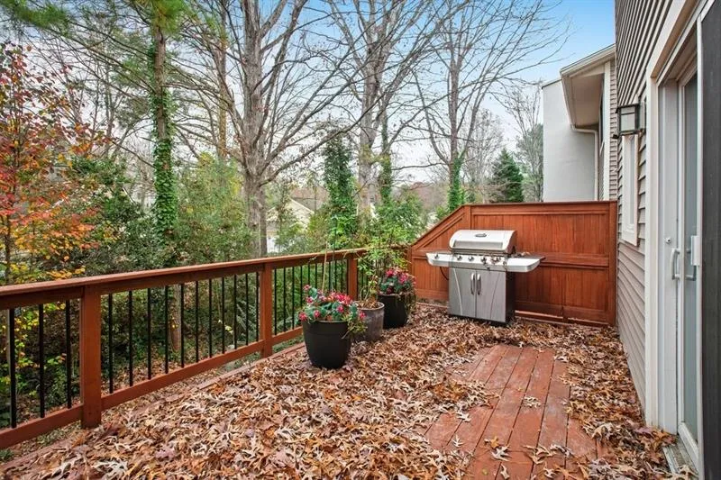 53 Basswood Circle, Sandy Springs, Georgia 30328, 4 Bedrooms Bedrooms, ,3 BathroomsBathrooms,Residential,Sold,53 Basswood Circle,6652296