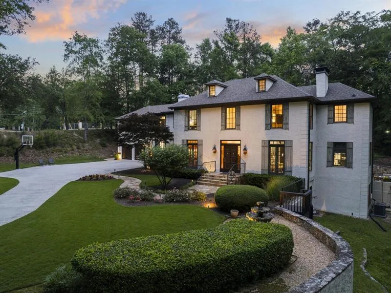 4575 Garmon Road, Sandy Springs, Georgia 30327, 6 Bedrooms Bedrooms, ,6 BathroomsBathrooms,Residential,Sold,4575 Garmon Road,7459016